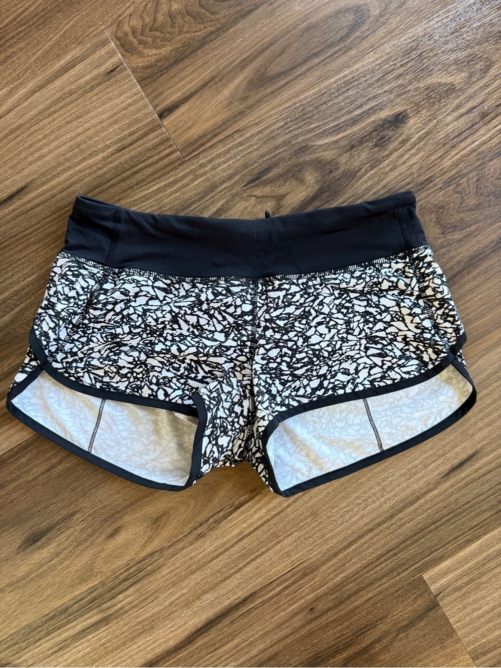 lululemon athletica Black & White Abstract Print Running Shorts